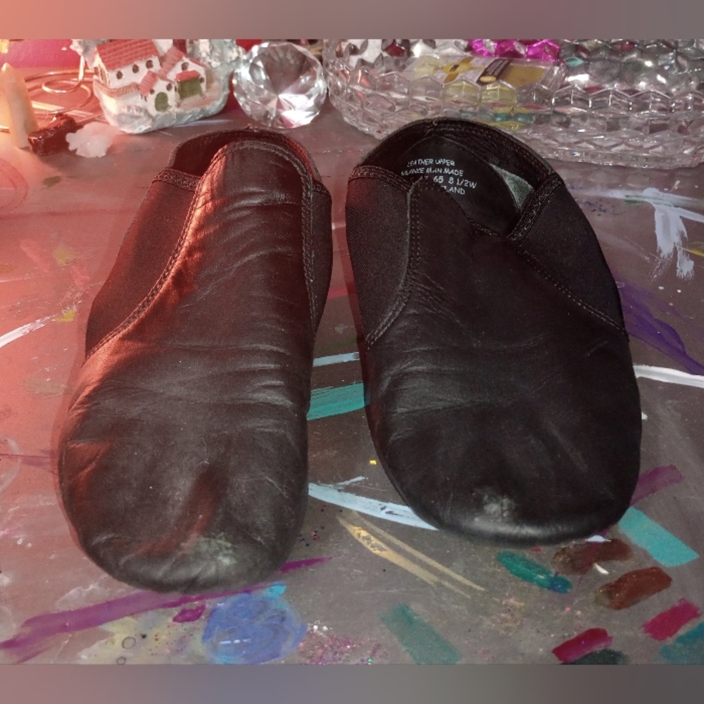 Women's Used Capeziox Jazz Shoes